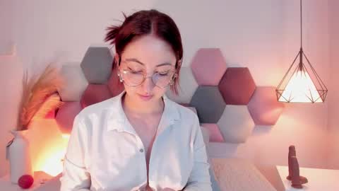 Emilyy Watson online show from October 2025 10:59:02 PM