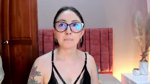 Emilyy Watson online show from June 2026 12:32:01 AM