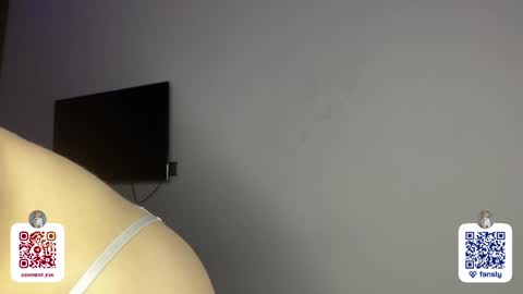 Eminent Eva online show from February 2025 11:02:01 PM