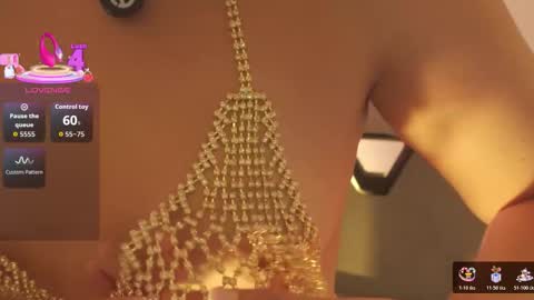 Snapshot of emitaa17228 chatting on December 2025 06:59:02 PM emma online show from December 2025 06:59:02 PM