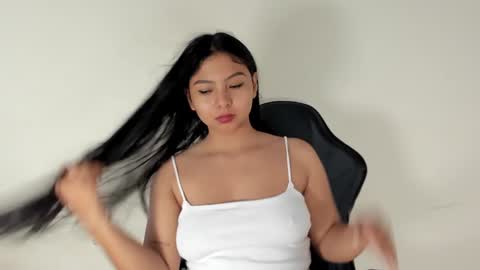 Snapshot of emma_980 chatting on December 2024 11:18:02 AM emma online show from December 2024 11:18:02 AM