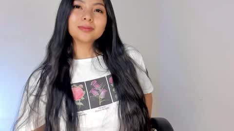 Snapshot of emma_980 chatting on January 2025 01:21:02 AM emma online show from January 2025 01:21:02 AM