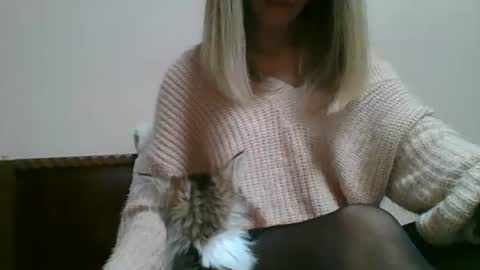 Snapshot of emma_991 chatting on December 2024 01:25:01 PM emma_991 online show from December 2024 01:25:01 PM