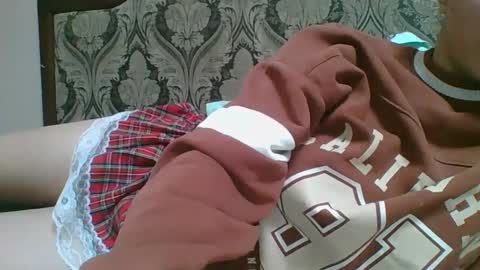 Snapshot of emma_991 chatting on January 2025 01:45:02 PM emma_991 online show from January 2025 01:45:02 PM