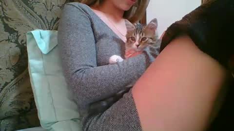 Snapshot of emma_991 chatting on February 2025 09:09:01 AM emma_991 online show from February 2025 09:09:01 AM