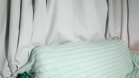 emma______1996 online show from July 2026 10:21:02 AM