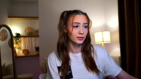 Your Emma online show from January 2025 02:49:02 AM