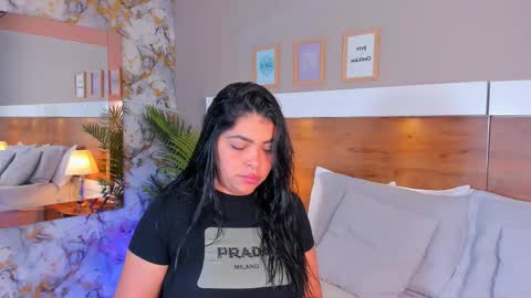 Emma  online show from February 2026 07:02:01 AM