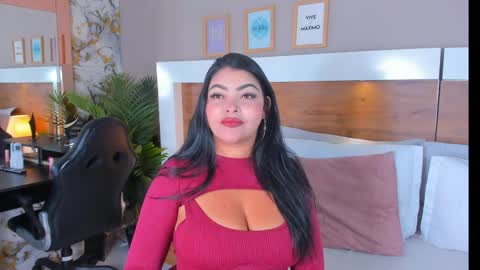Emma  online show from April 2026 08:28:02 AM
