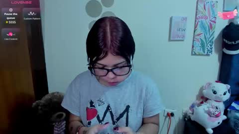 emma_boo_ online show from November 2025 03:36:02 PM