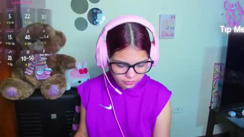 Snapshot of emma_boo_ chatting on March 2026 02:54:02 PM emma_boo_ online show from March 2026 02:54:02 PM