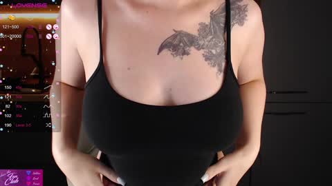 Emma online show from December 2024 07:11:02 PM