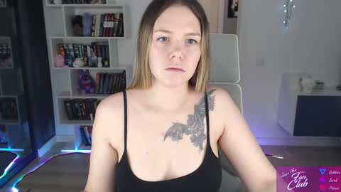 Emma online show from May 2026 07:12:01 PM