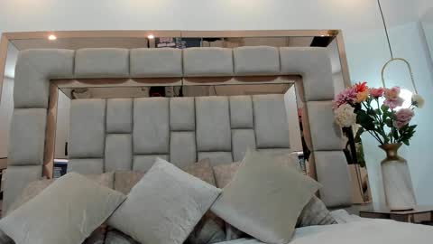 Snapshot of emma_castilloo chatting on October 2025 09:37:01 PM Emma Castillo online show from October 2025 09:37:01 PM