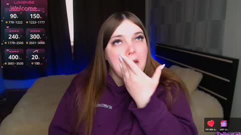 Snapshot of emma_dorn chatting on February 2025 05:59:01 AM Eva online show from February 2025 05:59:01 AM