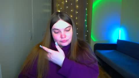 Snapshot of emma_dorn chatting on November 2025 11:10:03 AM Eva online show from November 2025 11:10:03 AM