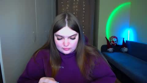 Snapshot of emma_dorn chatting on December 2025 08:29:02 AM Eva online show from December 2025 08:29:02 AM