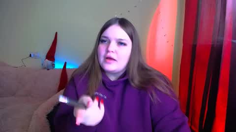 Snapshot of emma_dorn chatting on January 2026 12:10:01 PM Eva online show from January 2026 12:10:01 PM