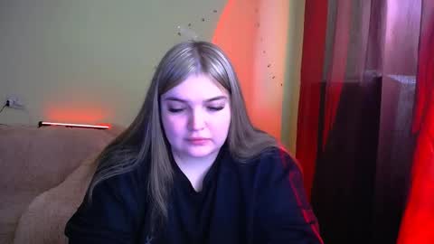 Snapshot of emma_dorn chatting on February 2026 11:24:01 AM Eva online show from February 2026 11:24:01 AM