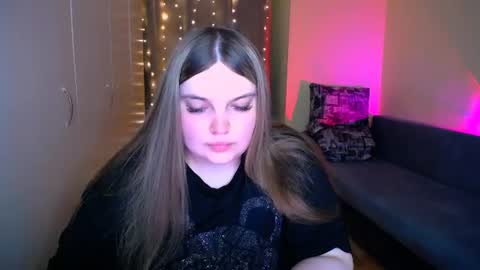 Snapshot of emma_dorn chatting on June 2026 07:02:02 PM Eva online show from June 2026 07:02:02 PM