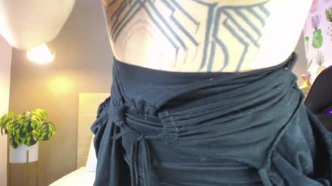 E M M A online show from March 2026 02:55:02 AM