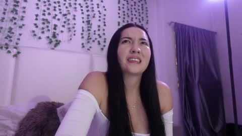 emma_johnson_ online show from March 2026 01:56:02 AM