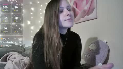 emma_just online show from December 2025 09:00:01 PM
