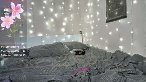 emma_just online show from May 2026 08:25:02 PM