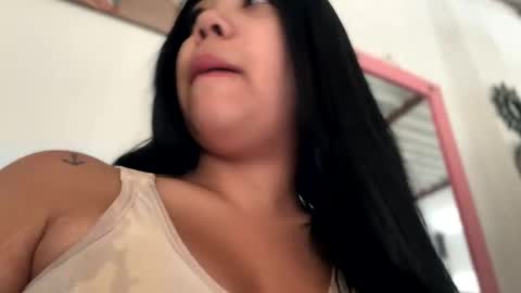 Snapshot of emma_lean chatting on March 2025 01:10:02 PM whises lits online show from March 2025 01:10:02 PM