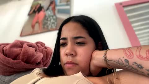 Snapshot of emma_lean chatting on March 2025 04:14:02 PM whises lits online show from March 2025 04:14:02 PM