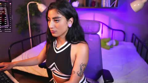 Emma online show from May 2026 09:55:01 PM