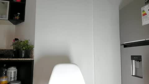 Snapshot of emma_lovv chatting on December 2024 01:36:02 PM Emma 3 online show from December 2024 01:36:02 PM