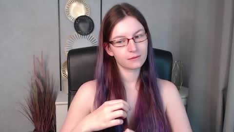 Snapshot of emma_lust94 chatting on December 2024 10:24:02 AM emma online show from December 2024 10:24:02 AM