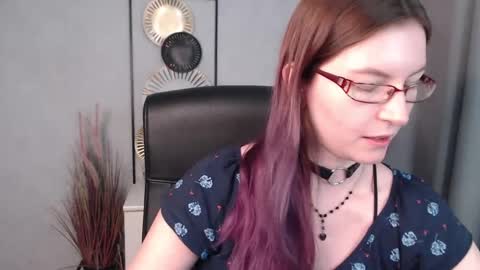 Snapshot of emma_lust94 chatting on December 2024 09:35:02 AM emma online show from December 2024 09:35:02 AM