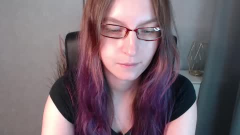 Snapshot of emma_lust94 chatting on January 2025 10:03:01 AM emma online show from January 2025 10:03:01 AM