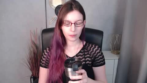 Snapshot of emma_lust94 chatting on January 2025 06:35:02 AM emma online show from January 2025 06:35:02 AM