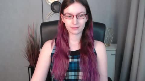 Snapshot of emma_lust94 chatting on January 2025 10:16:02 AM emma online show from January 2025 10:16:02 AM