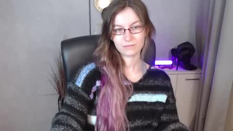 Snapshot of emma_lust94 chatting on September 2025 05:31:02 AM emma online show from September 2025 05:31:02 AM