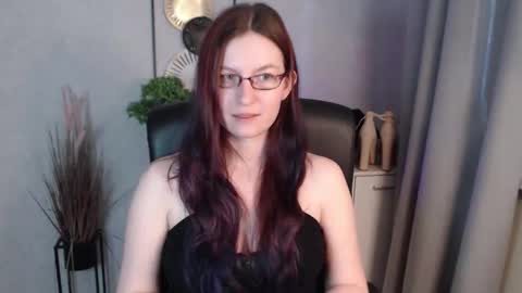 Snapshot of emma_lust94 chatting on March 2026 08:11:01 AM emma online show from March 2026 08:11:01 AM