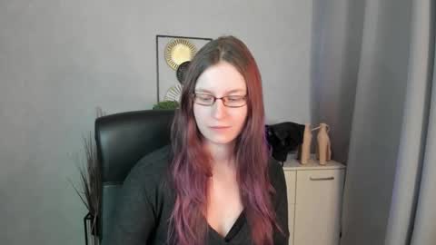 Snapshot of emma_lust94 chatting on April 2026 06:12:02 PM emma online show from April 2026 06:12:02 PM