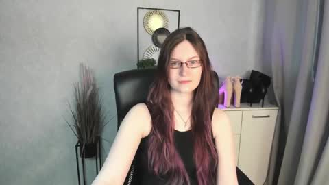Snapshot of emma_lust94 chatting on April 2026 05:27:02 AM emma online show from April 2026 05:27:02 AM