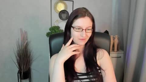 Snapshot of emma_lust94 chatting on May 2026 05:36:01 AM emma online show from May 2026 05:36:01 AM
