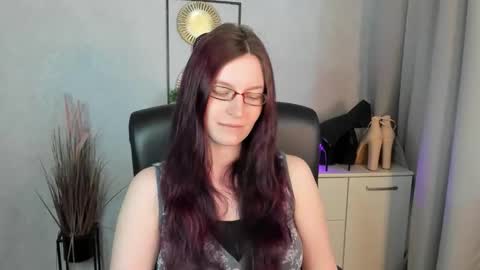 Snapshot of emma_lust94 chatting on May 2026 05:59:01 AM emma online show from May 2026 05:59:01 AM