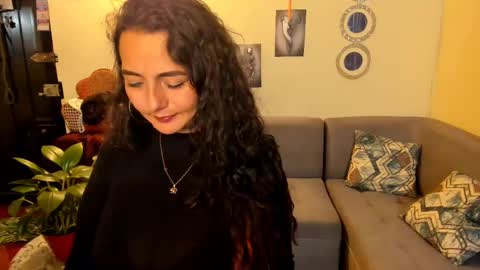 Snapshot of emma_luxy chatting on February 2025 05:12:01 AM emma luxy online show from February 2025 05:12:01 AM