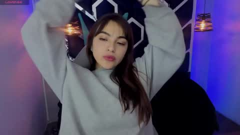 Snapshot of emma_ramone chatting on May 2026 12:56:01 PM emma_ramone online show from May 2026 12:56:01 PM
