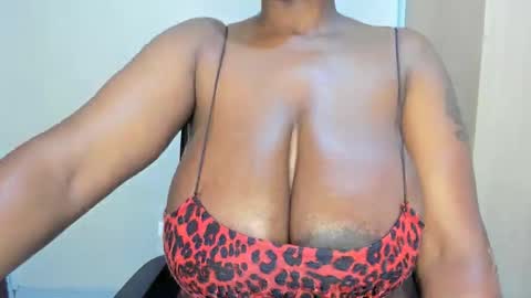 Snapshot of emma_remi chatting on October 2025 05:33:02 PM emma_remi online show from October 2025 05:33:02 PM