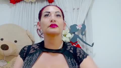 Snapshot of emma_saenzz chatting on January 2026 04:27:01 AM emma_saenzz online show from January 2026 04:27:01 AM