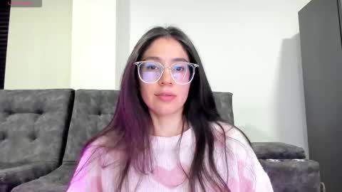 Snapshot of emma_sandovaal chatting on February 2026 04:54:01 AM Emma online show from February 2026 04:54:01 AM