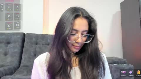 Emma online show from May 2026 04:29:02 AM