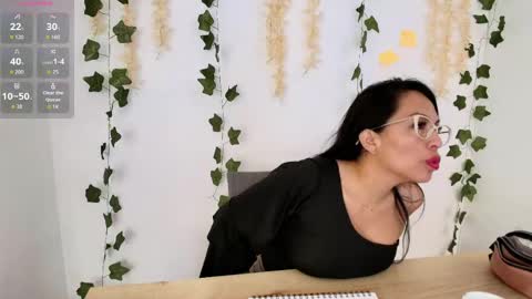 Emma Sanz online show from May 2026 02:27:02 PM